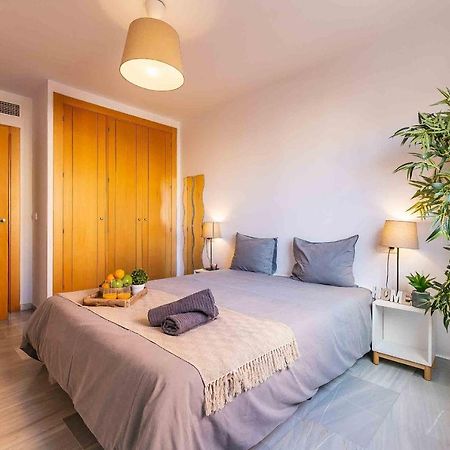 Carlos Haya Beautiful Apartment With Parking Malaga Zewnętrze zdjęcie