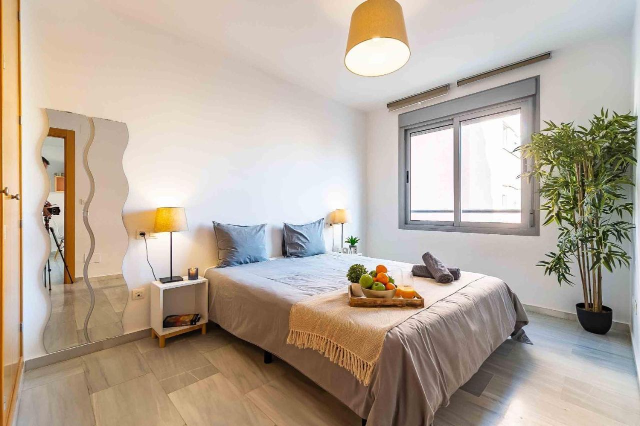 Carlos Haya Beautiful Apartment With Parking Malaga Zewnętrze zdjęcie