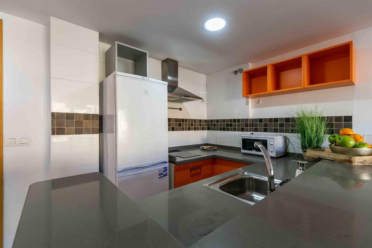 Carlos Haya Beautiful Apartment With Parking Malaga Zewnętrze zdjęcie